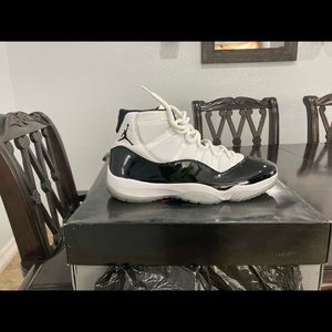 Air Jordan 11 retro black concord